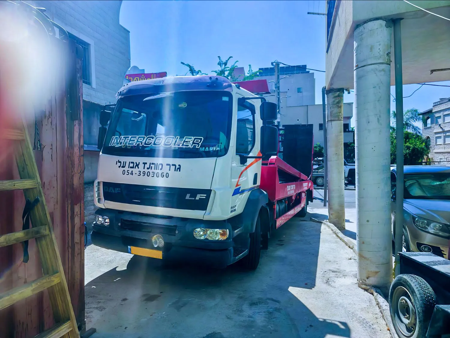 משאית הגרירה של גרר מוהנד אבו עלי