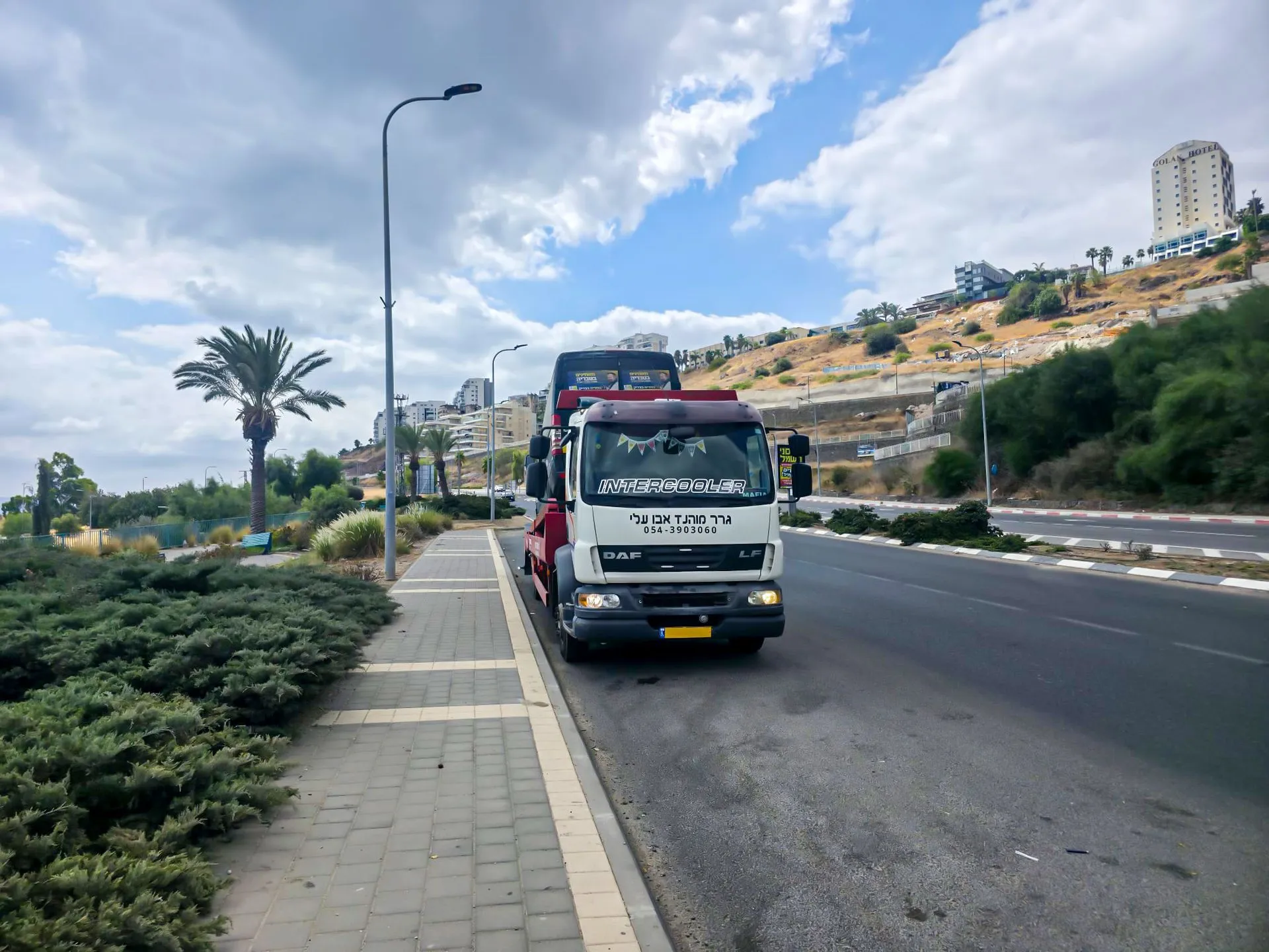 בדרכים - שירות גרירה בכל אזורי הצפון